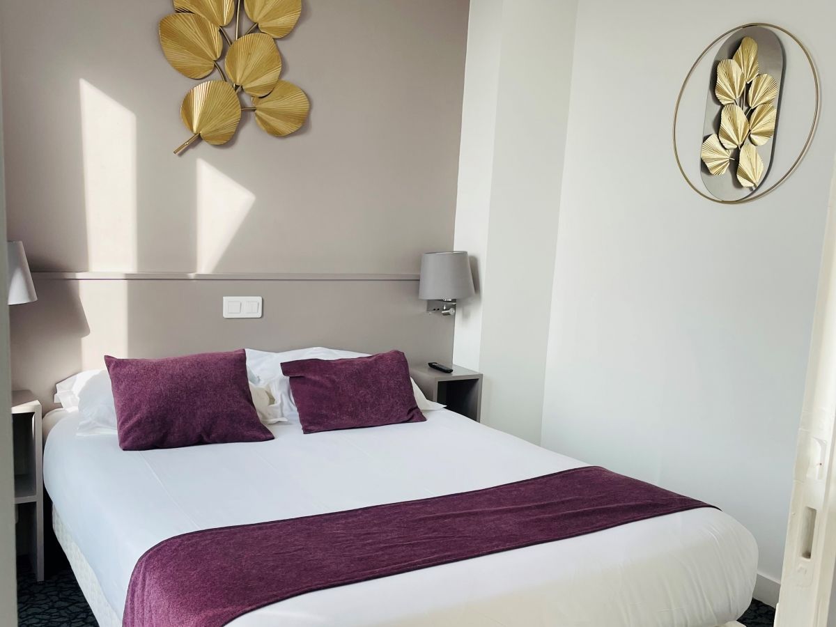Alma Hotel Paris